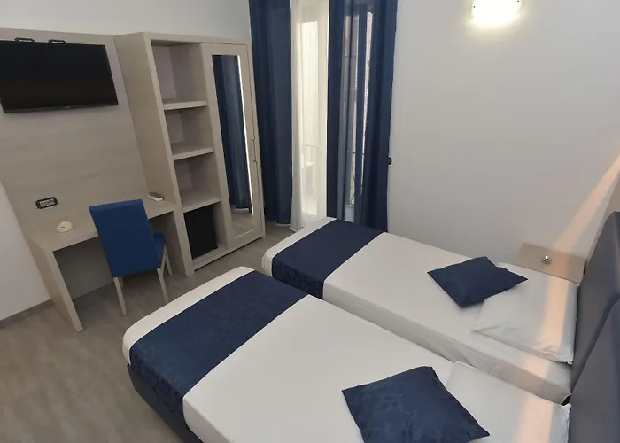 ゲストハウス Eden 4*